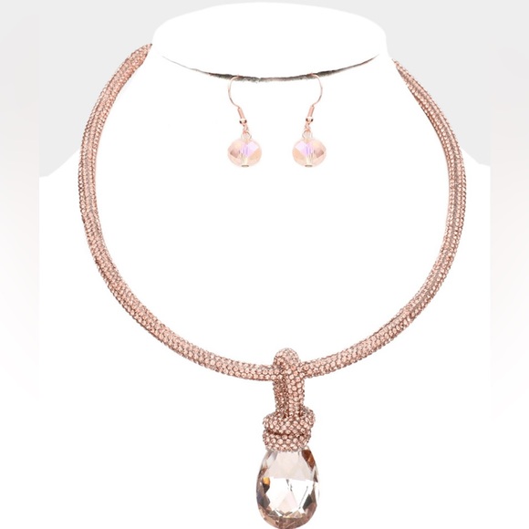 Teardrop Pendant Necklace Set - Picture 3 of 4